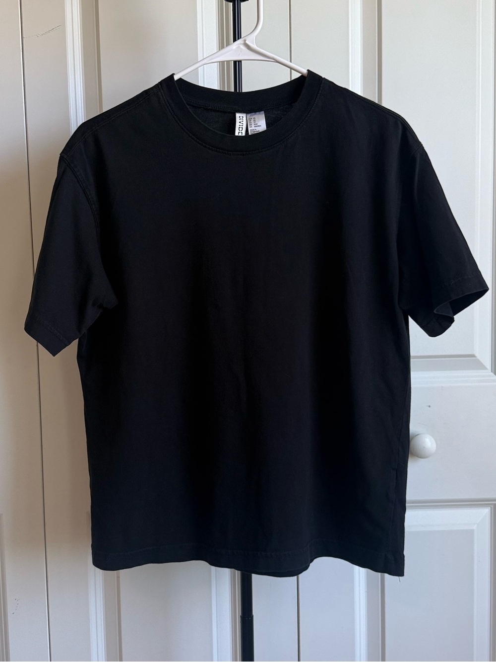 H&M Divided Black Oversized Crewneck Basic Tee Shirt Size XS
